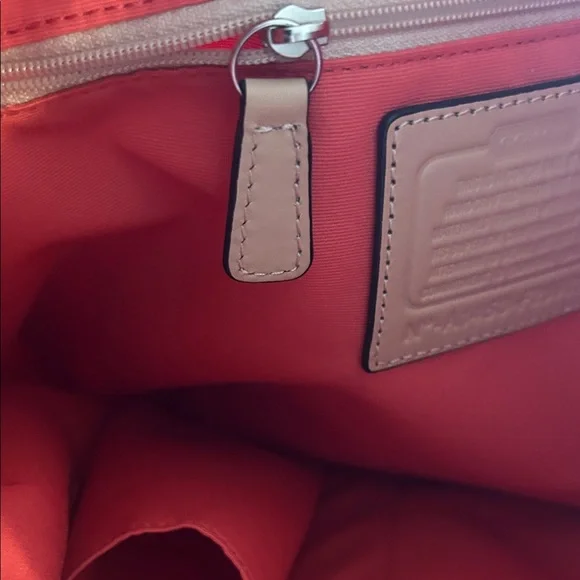 Coach 2014 Peyton Floral Drawstring Bucket Bag & Wallet in Discontinued Pattern - Picture 10 of 16